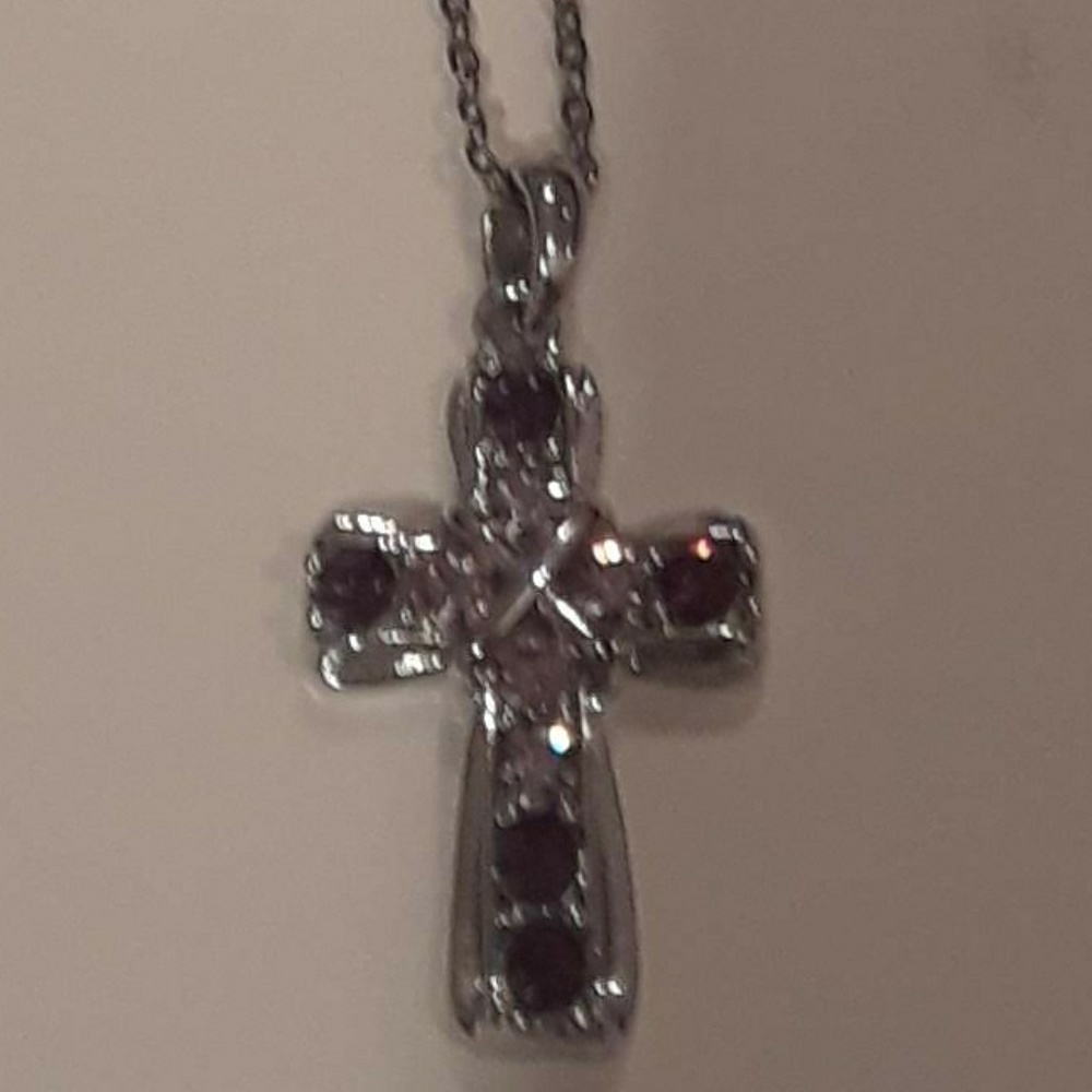 Ladies Silver Necklace and pendant